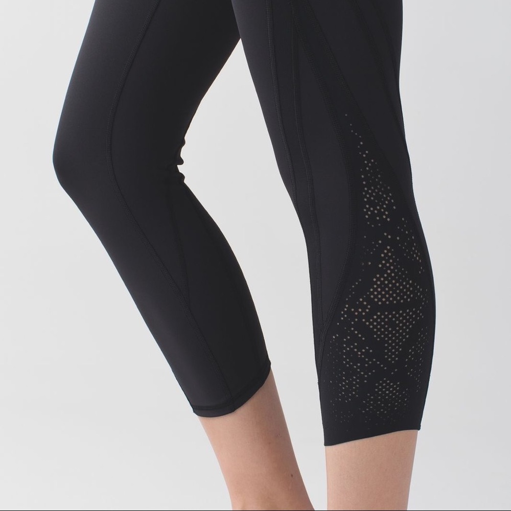 Lululemon Wunder Under Crop (Laser) *Full-On Luon